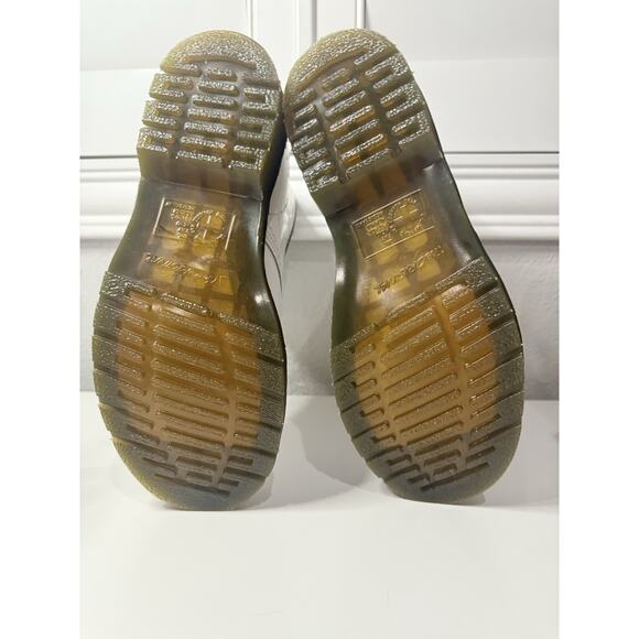 Dr. Martens 1460 Women’s White Patent Leather 8-Eye Boots Size 6‎ US - Picture 7 of 9